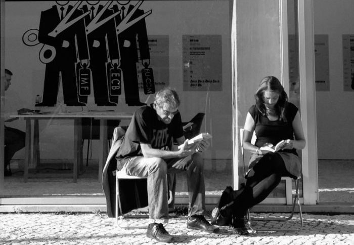 Labour in a Single Shot