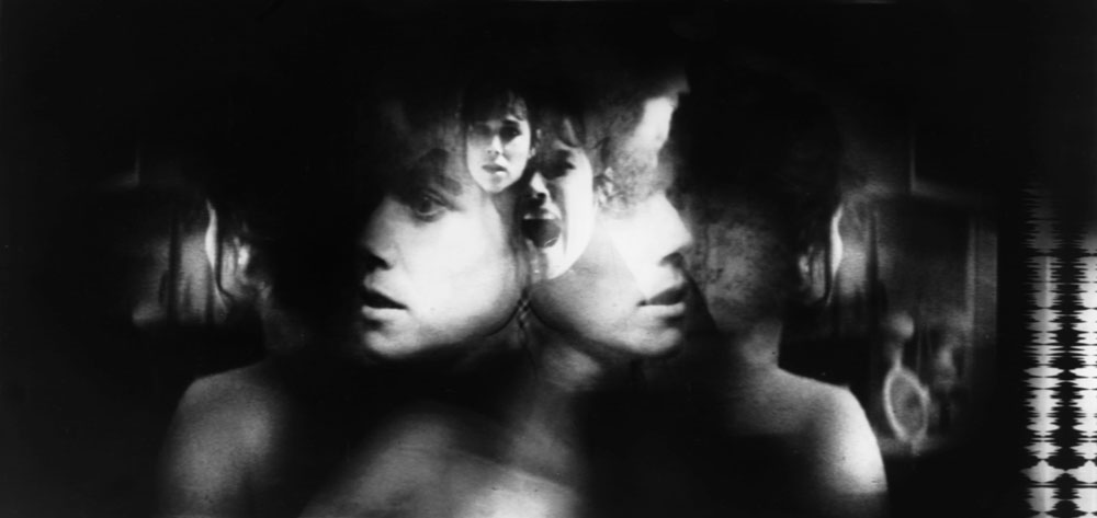 Outer Space (Peter Tscherkassky, 1999)