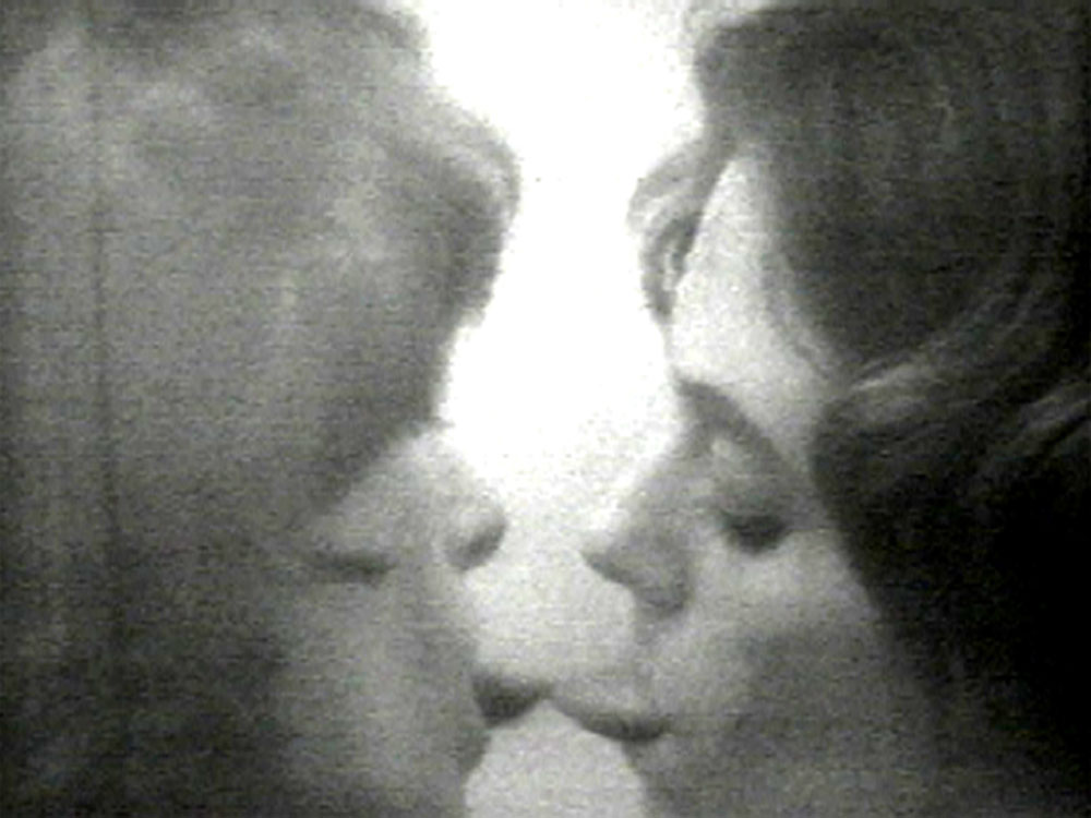Video still from “Two Faces “ (1972), copyright of Hermine Freed, courtesy of Video Data Bank at the School of the Art Institute of Chicago, www.vdb.org
