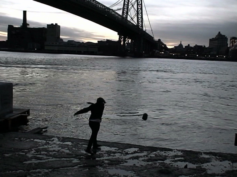 Klara Lidén, Kasta Macka, 2009, video, 3′45″, color, sound. Video still.  Courtesy of the artist and Reena Spaulings Fine Art, New York.