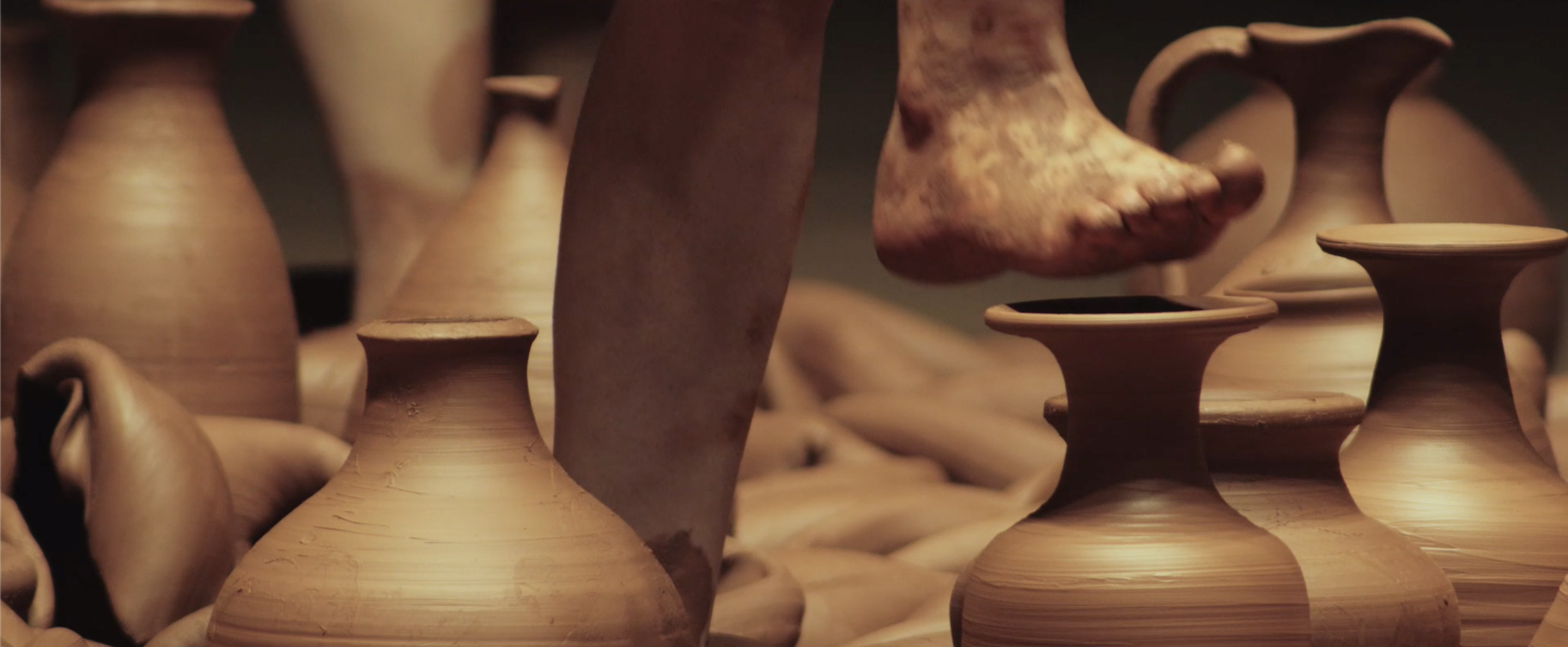 Movimientos emisores de existencia