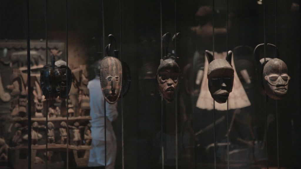 Ariella Aïsha Azoulay. Un-documented: Undoing Imperial Plunder