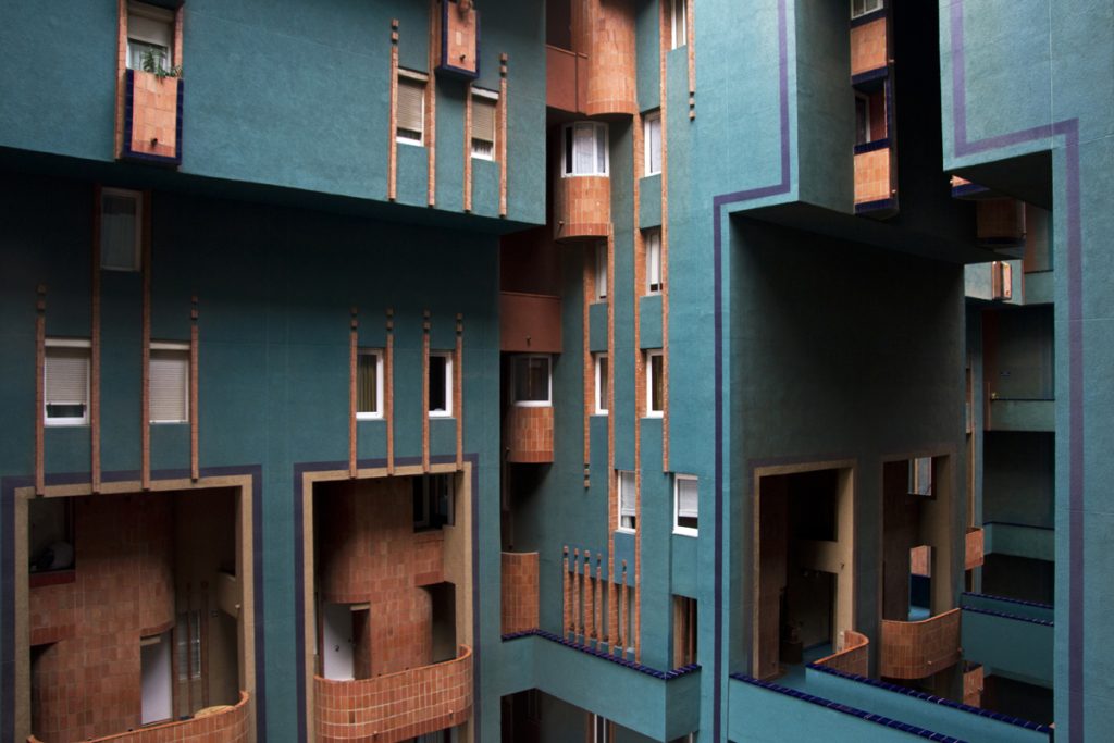 Domènec. ‘Walden 7 or Life In The Cities’