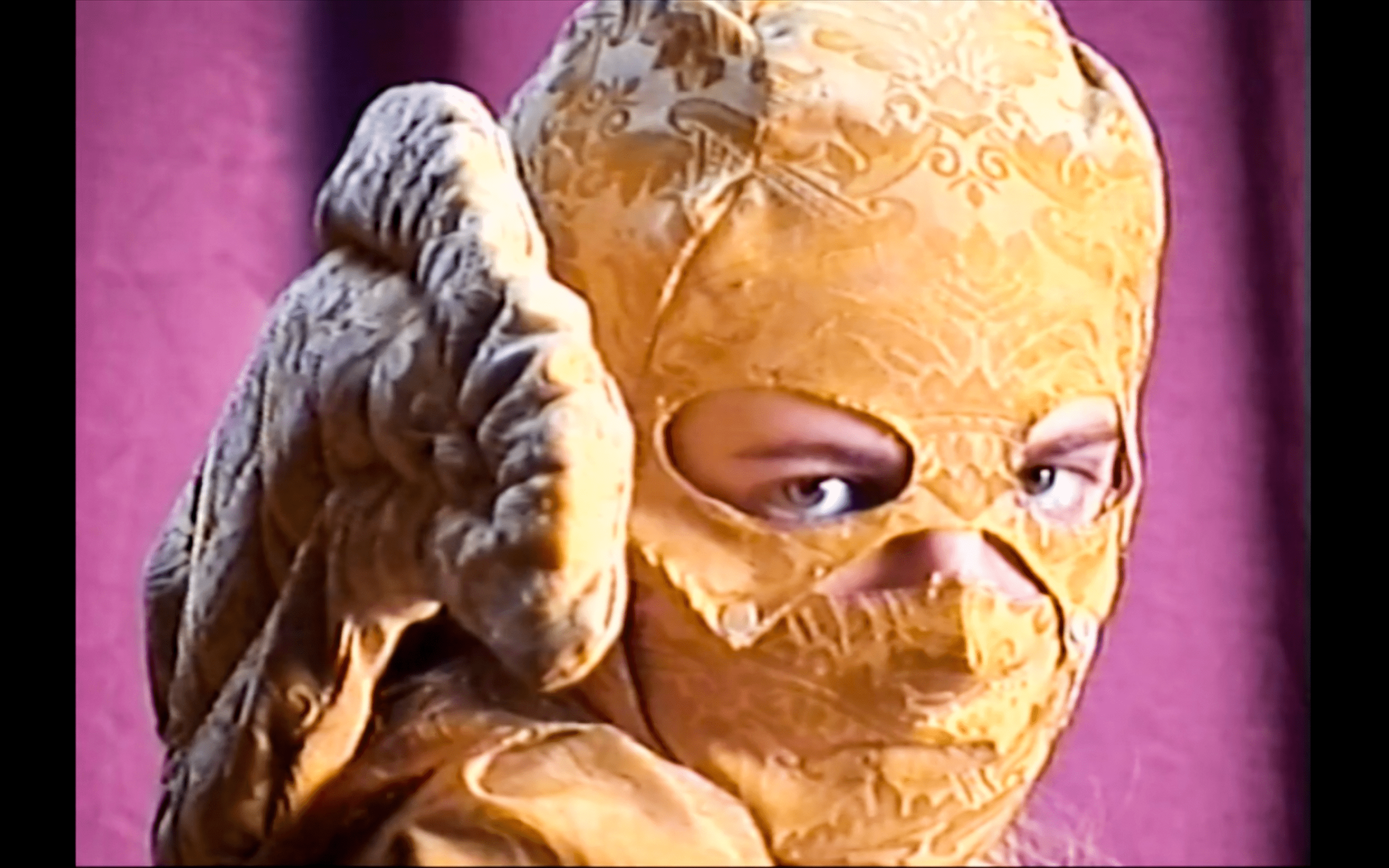 Maider Aldasoro. Still of 'Axila que robo sobaco’. Image courtesy of the artist.