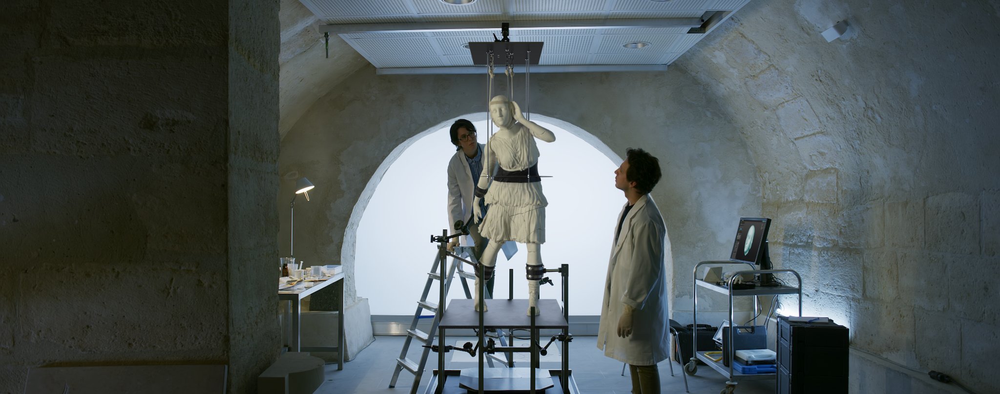 Les Extraordinaires Mésaventures de la Jeune Fille de Pierre