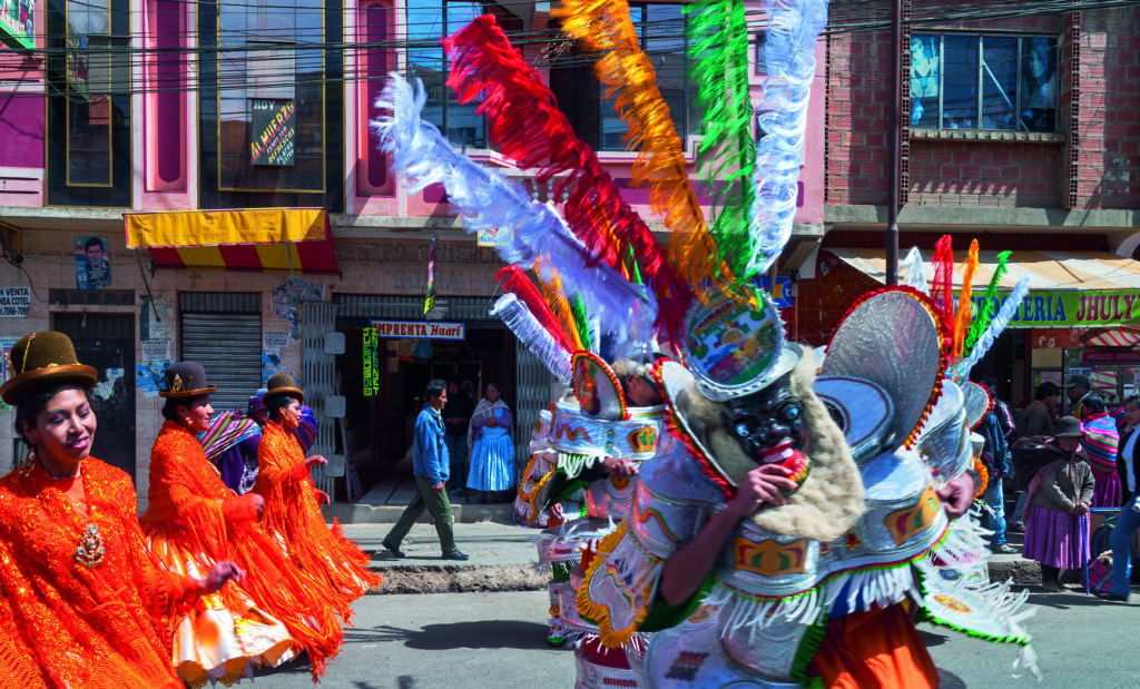 Every Building on Avenida Alfonso Ugarte – After Ruscha